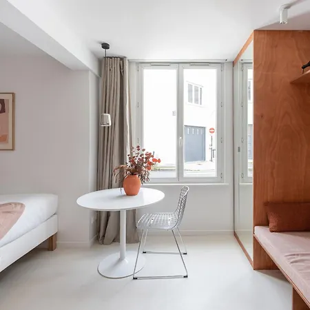 White - Coeur Chartrons Jardin Public - Parking - Clim Lejlighed