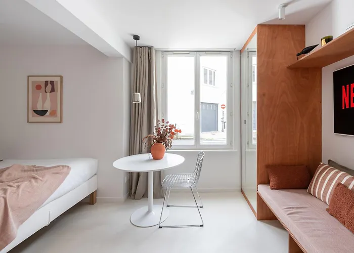 White - Coeur Chartrons Jardin Public - Parking - Clim Lejlighed