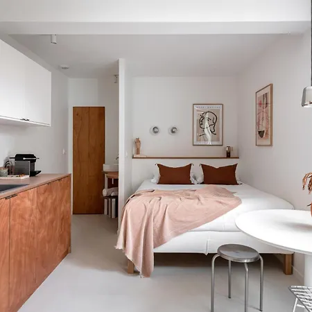 White - Coeur Chartrons Jardin Public - Parking - Clim *