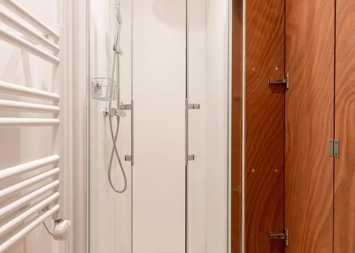 White - Coeur Chartrons Jardin Public - Parking - Clim דירה *